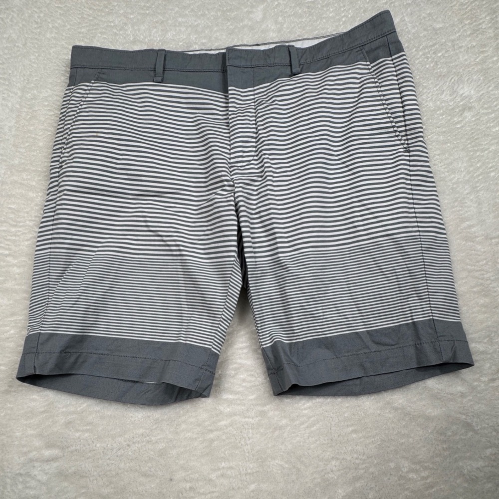 Calvin Klein Slim Fit Shorts‎ Striped Casual Walking Shorts Size 34